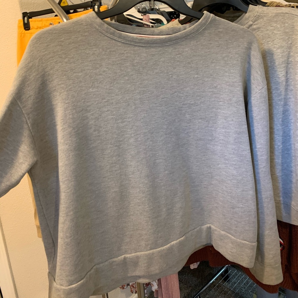 Tommy Hilfiger Gray Sweatshirt